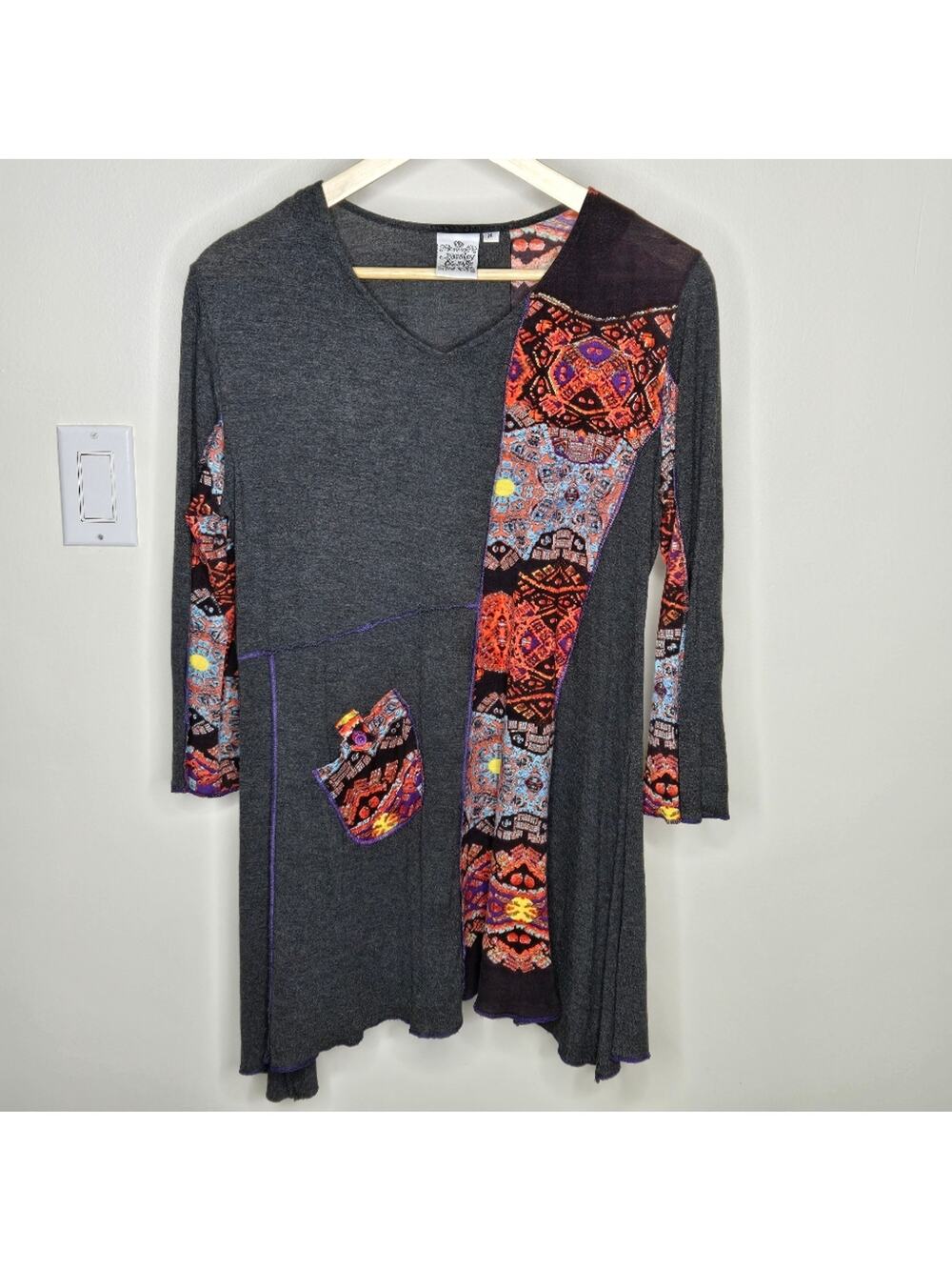 Parsley & Sage Gray and Multicolor Dress 3/4 Sleeves Assymetric Hemline Size M